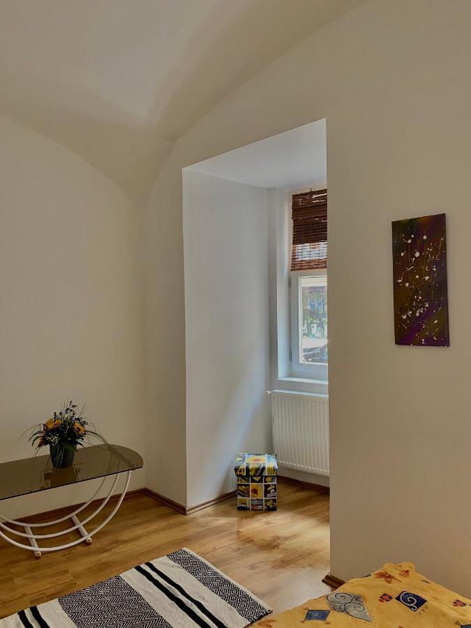 Grande Familia Apartman Apartamento Eger Exterior foto